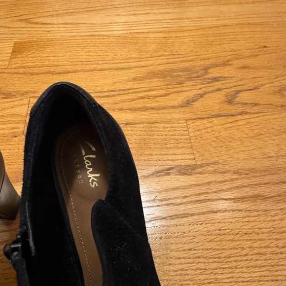 Clark’s bootie - Picture 3 of 5